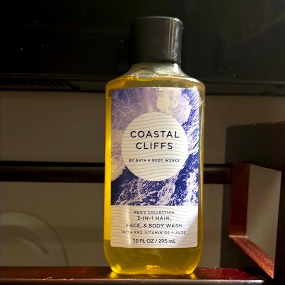 Bath & Body Works Coastal Cliffs 3-in-1 Hair, Face & Body Wash
